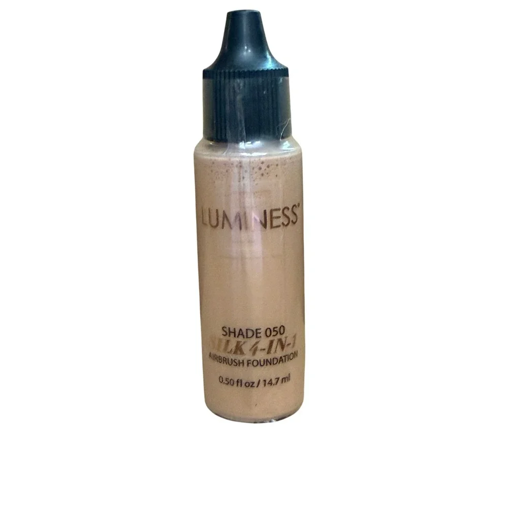 Luminess Silk 4-In-1 Airbrush Foundation 0.50 fl oz Shade 050 NEW